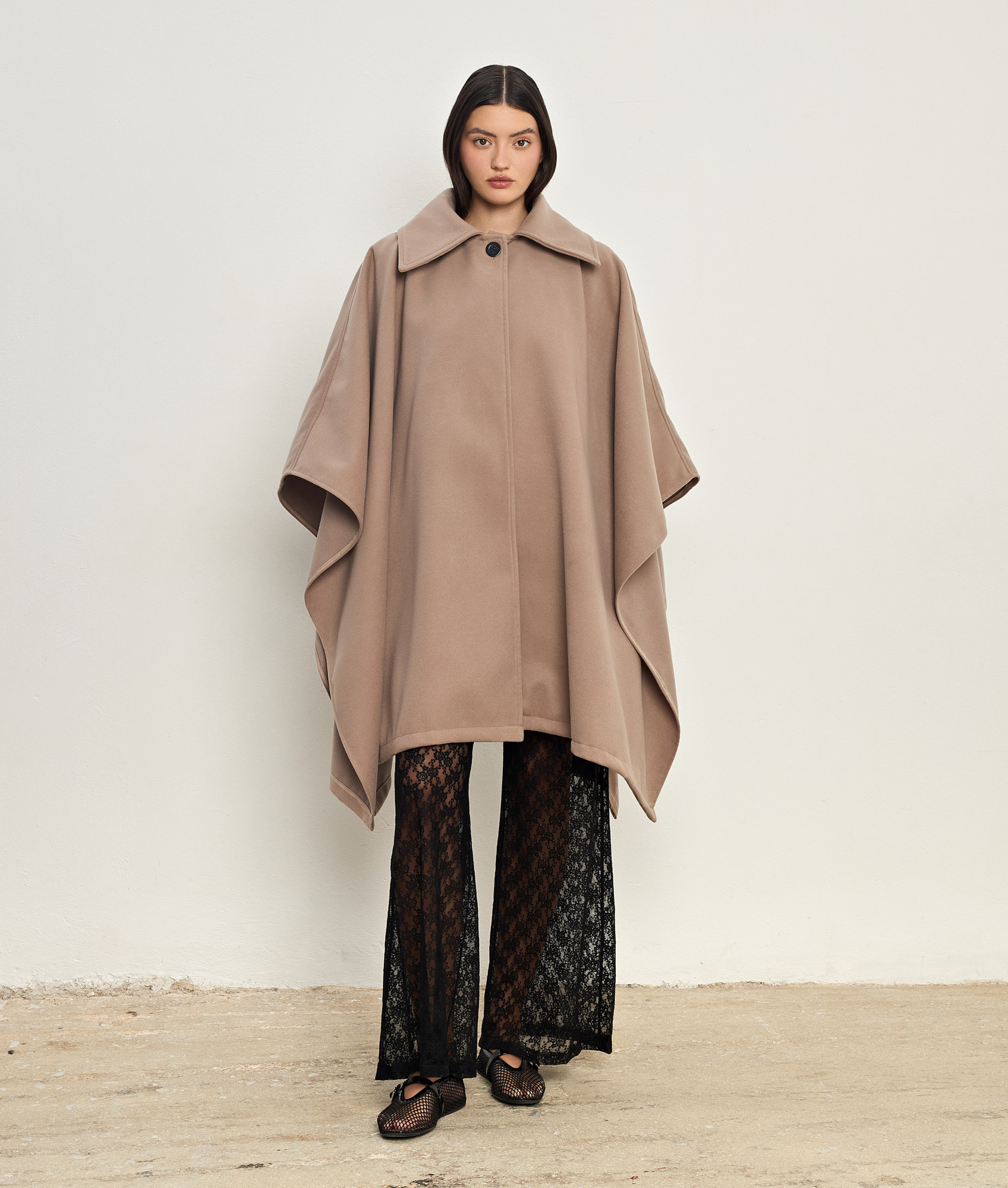 Thalia Oat Latte Cape