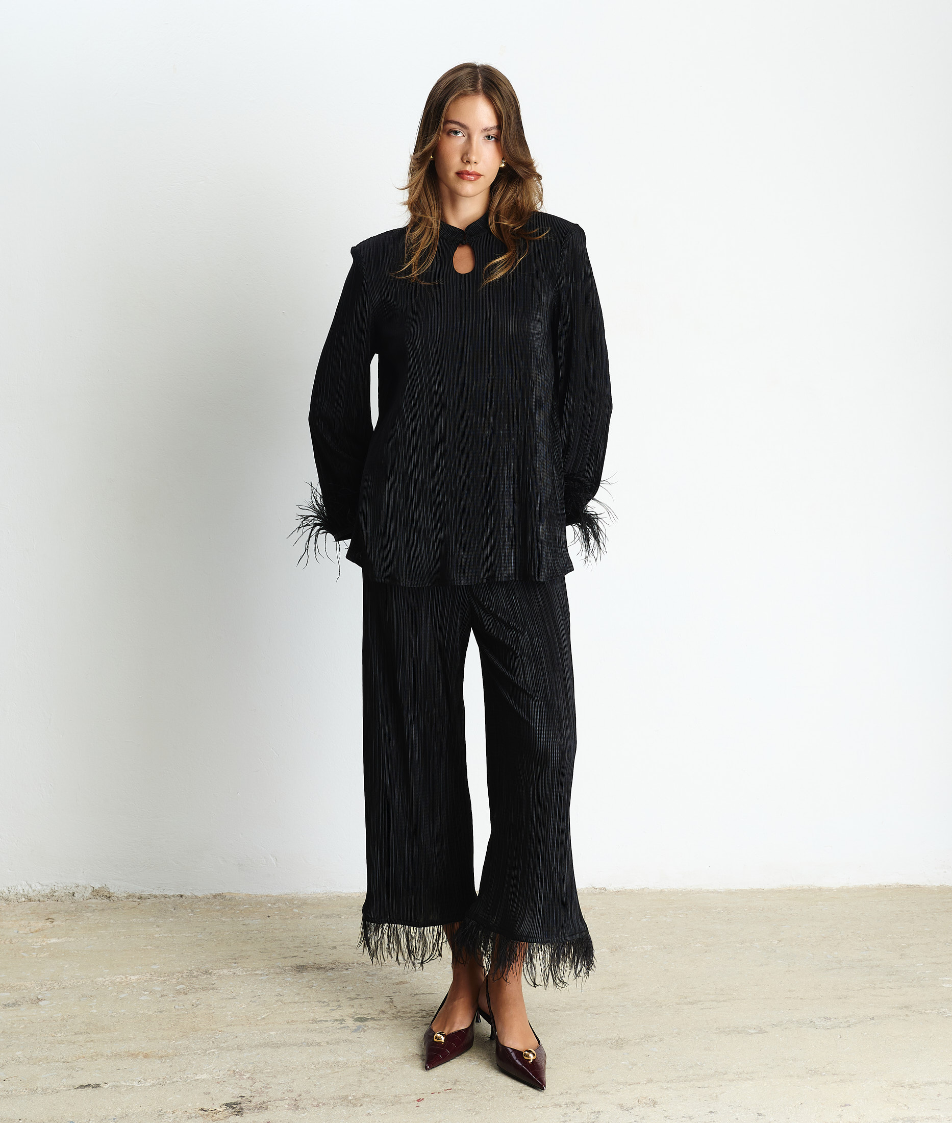Ioli Black Pants