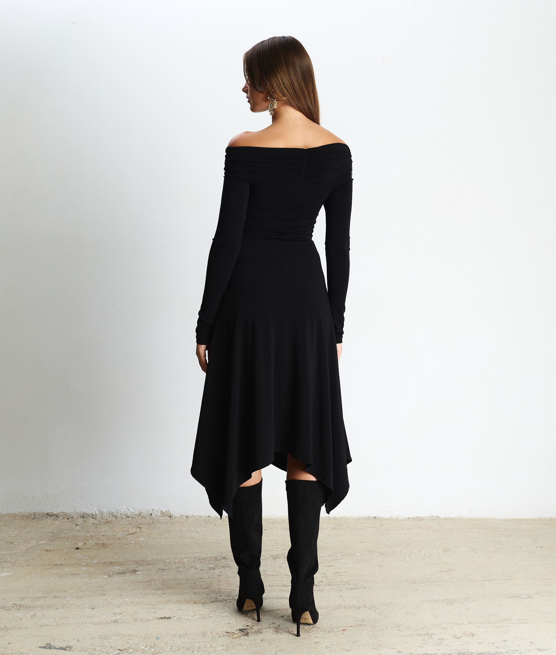 Nefeli Black Skirt